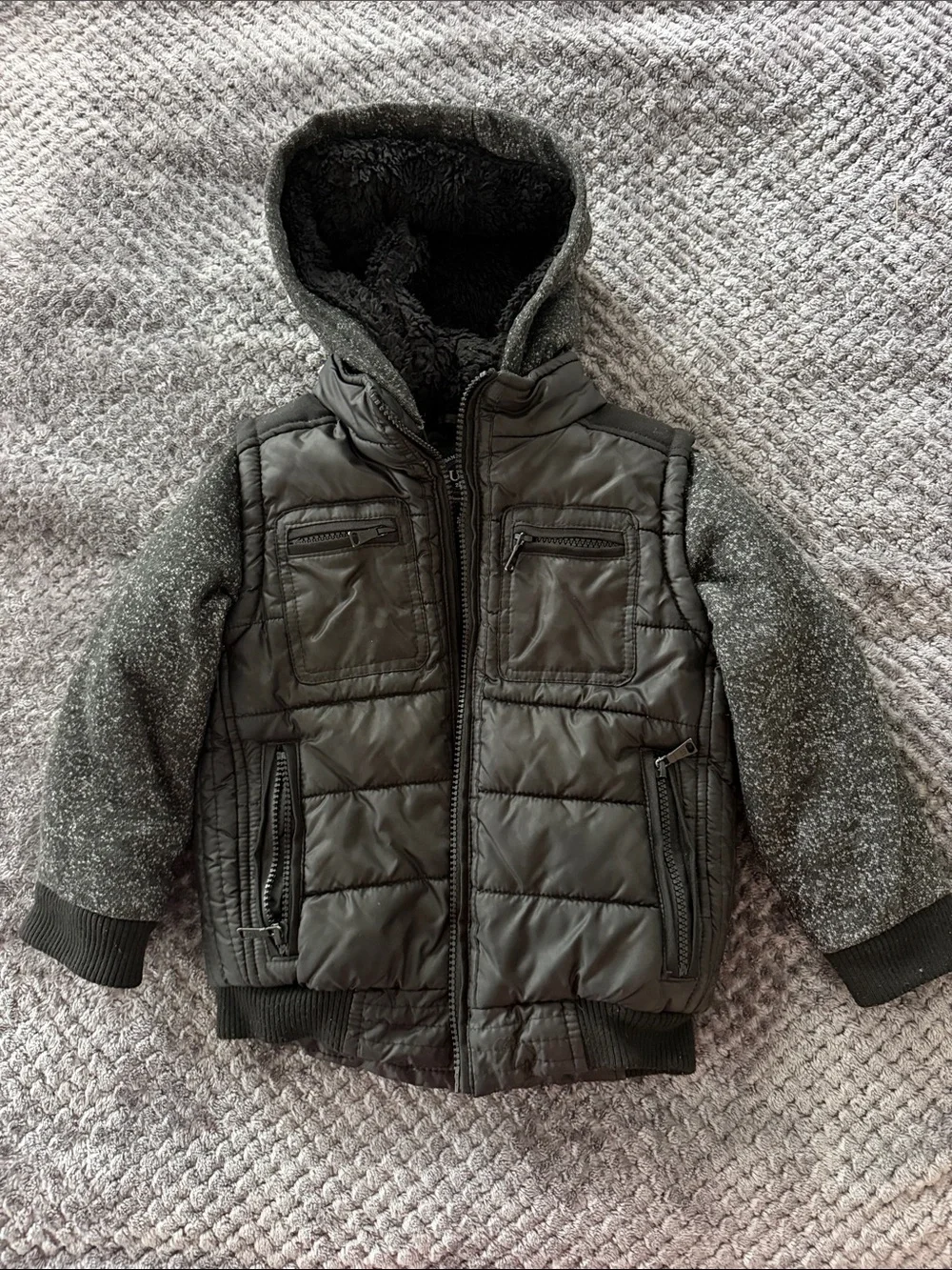 Nordstrom Urban Republic Black and Grey Quilted Hooded Puffer Jacket